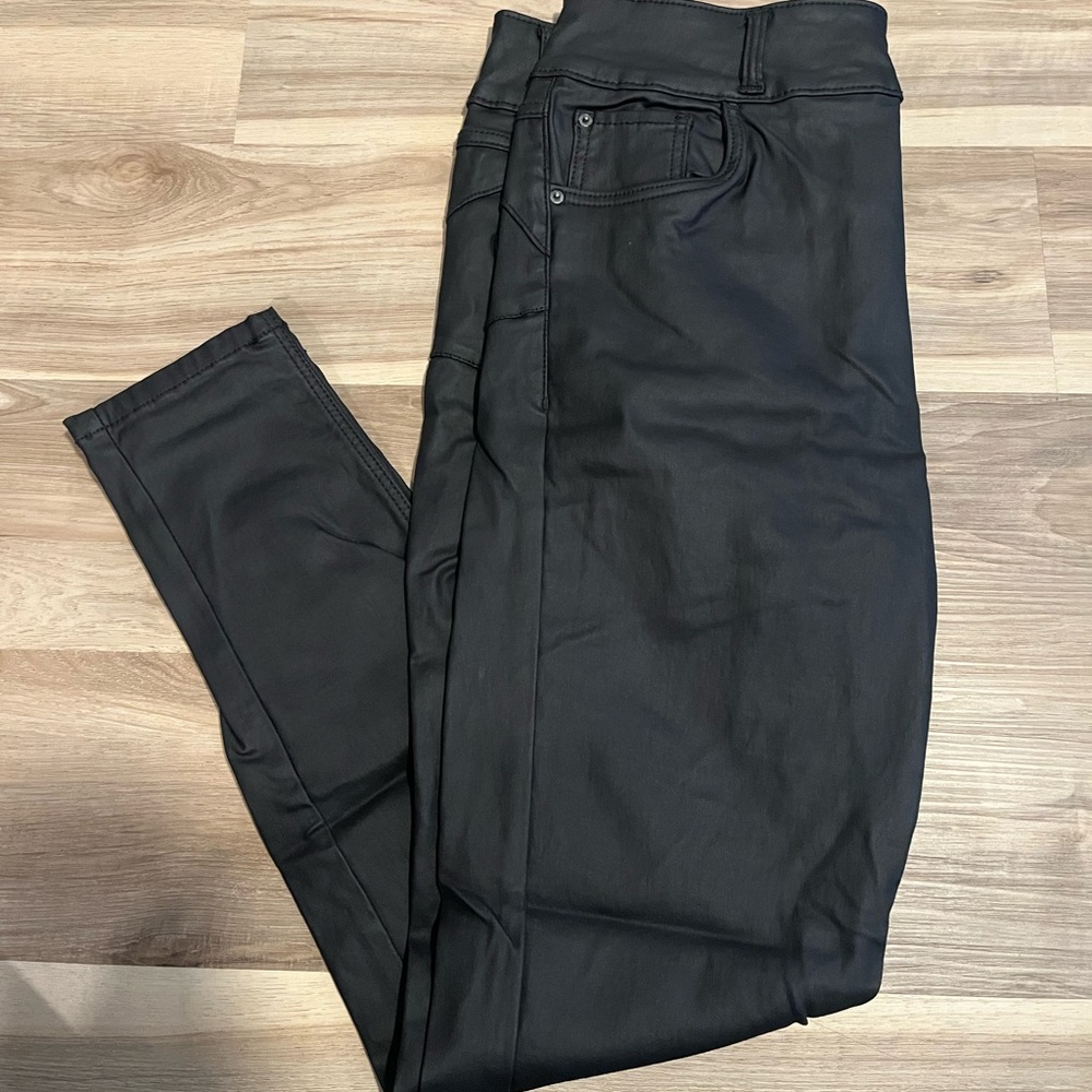 New Look Lift & Shape Black Trousers